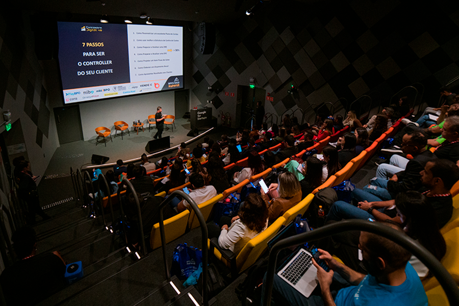 Como transmitir um evento ao vivo com qualidade da sua empresa